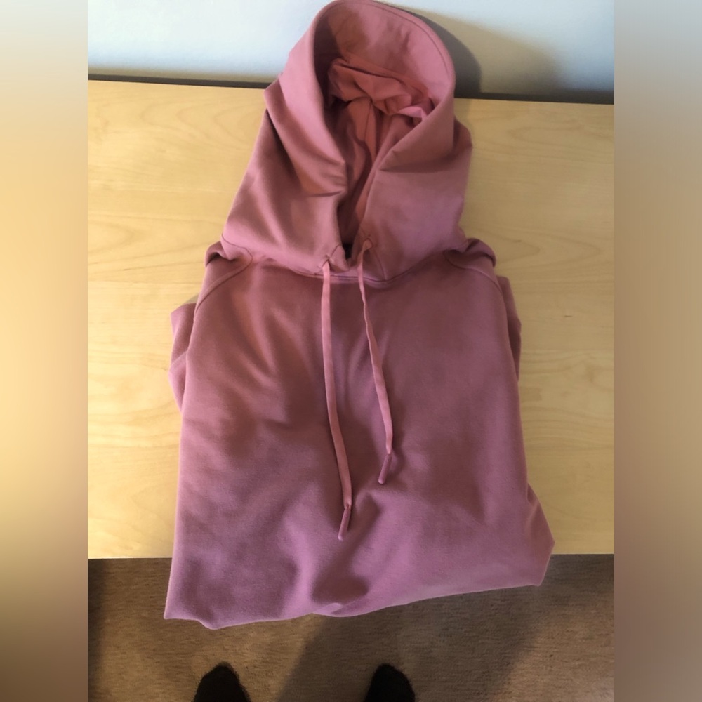 Lululemon medium salmon hoody. Like new